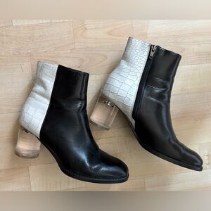 Amazing Retro Black and White Leather Ankle Boot.